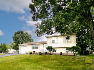 4753 Freestone Rd, Liverpool, NY 13090