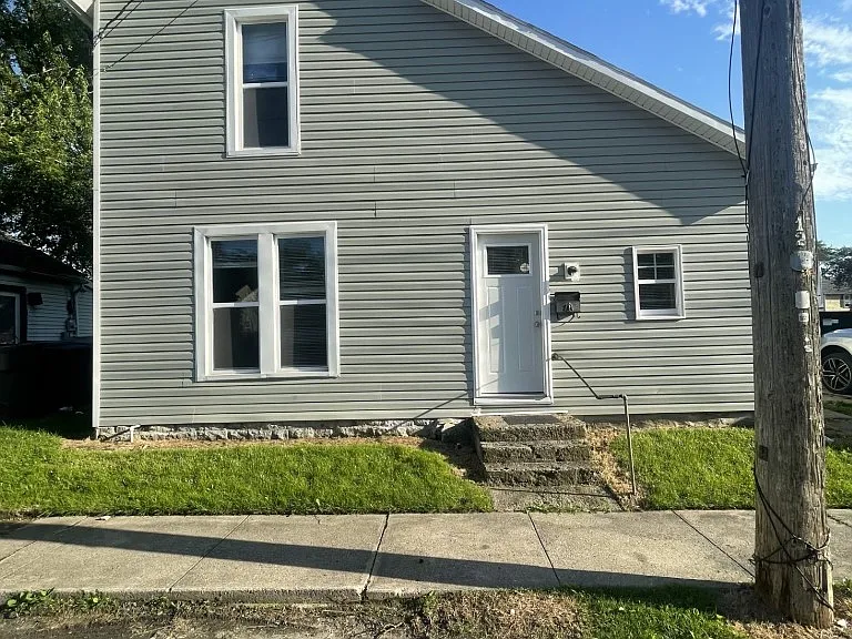 325 Haller St — Photo 1
