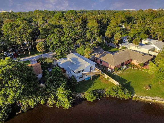 4th image of 5532 W Bayshore Dr