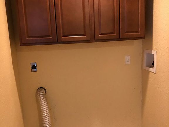4th image of 2100 Gill Plaza Dr #15968