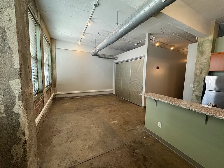 1104 Prospect Ave E #204 — Photo 8
