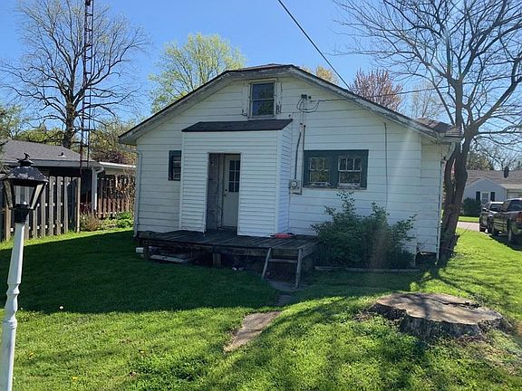 3rd image of 2301 N Janney Ave