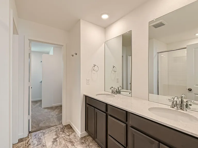 637 Acorn Pl — Photo 16