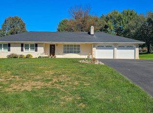 21912 Martin Cir, Hagerstown, MD 21742