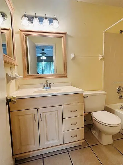 4328 SW 69th Ter — Photo 18