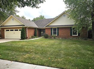 1076 Andover Forest Dr, Lexington, KY 40509