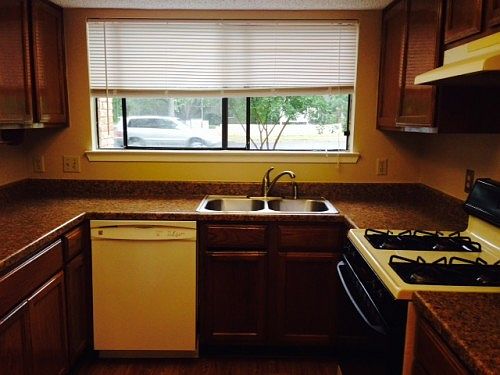 4th image of 6103 Hill Forest Dr