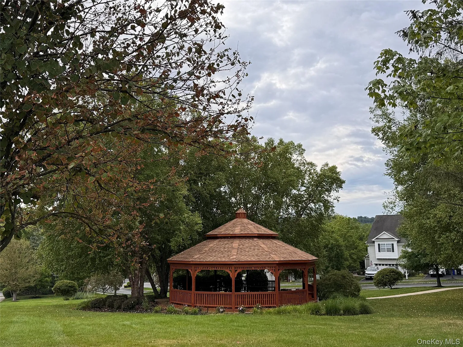 2 bed, 2.5 bath, 1795 sqft, $3,100 — Photo 4