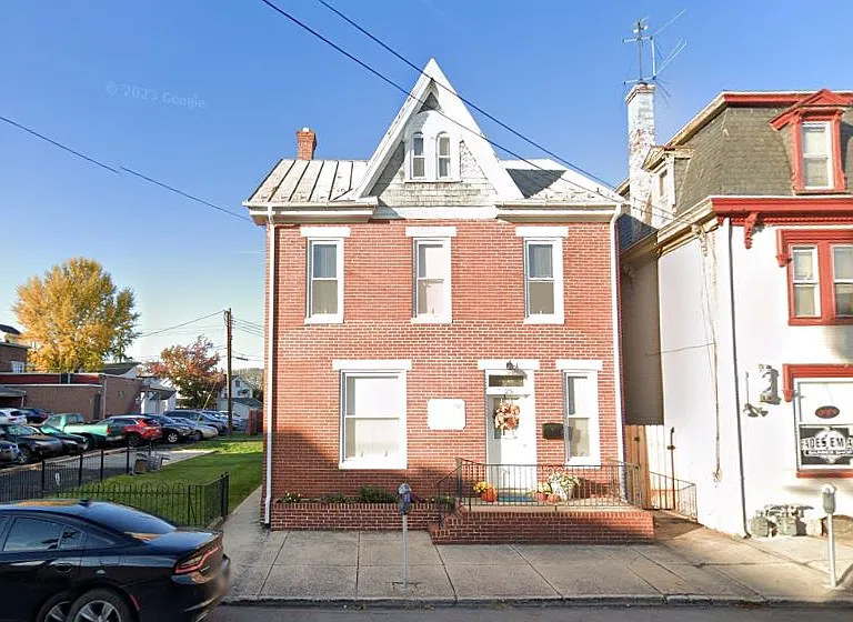 25 E North St — Photo 1