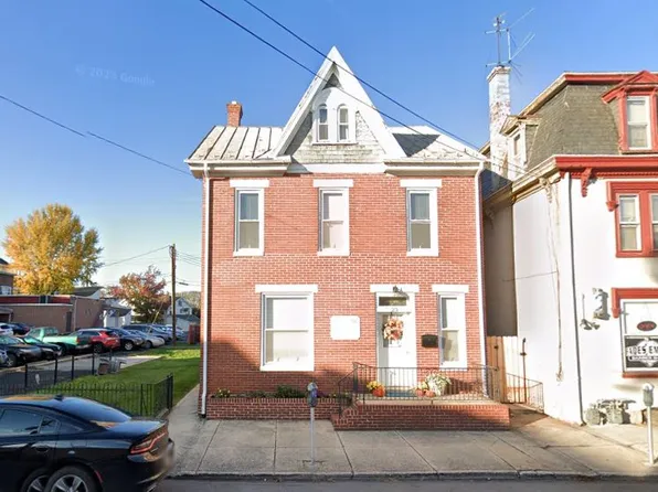 25 E North St, Carlisle, PA 17013