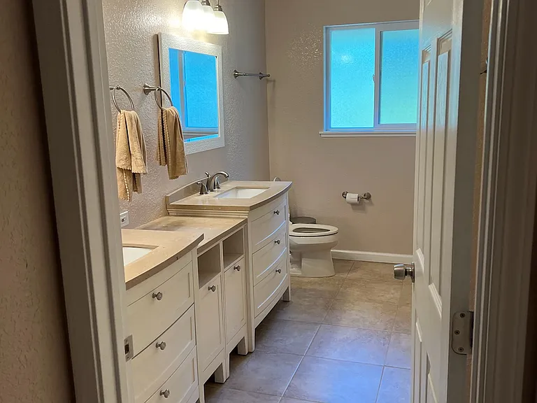 3950 Hillsborough Rd — Photo 8
