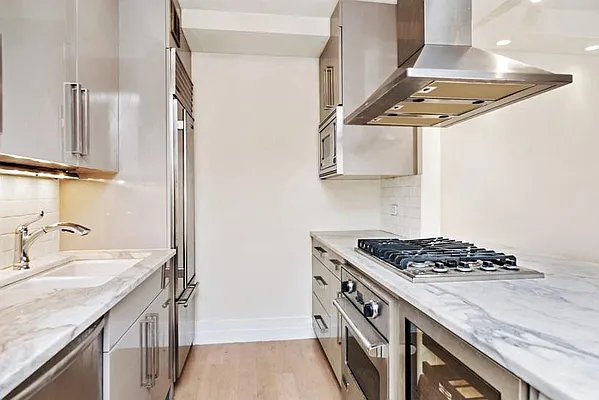 Sold by Keller Williams NYC | media 10