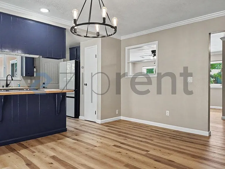 17068 Vintage Dr — Photo 21