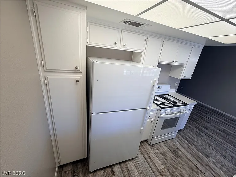 1405 Vegas Valley Dr #52 — Photo 11