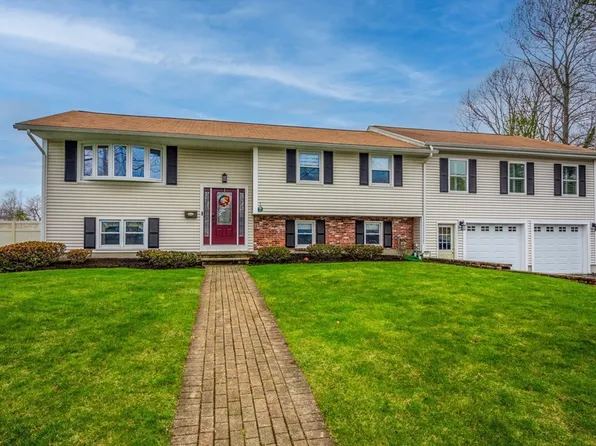 60 Catherine Dr, Peabody, MA 01960