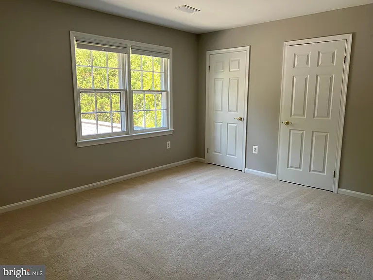 10220 Cedar Pond Dr — Photo 50