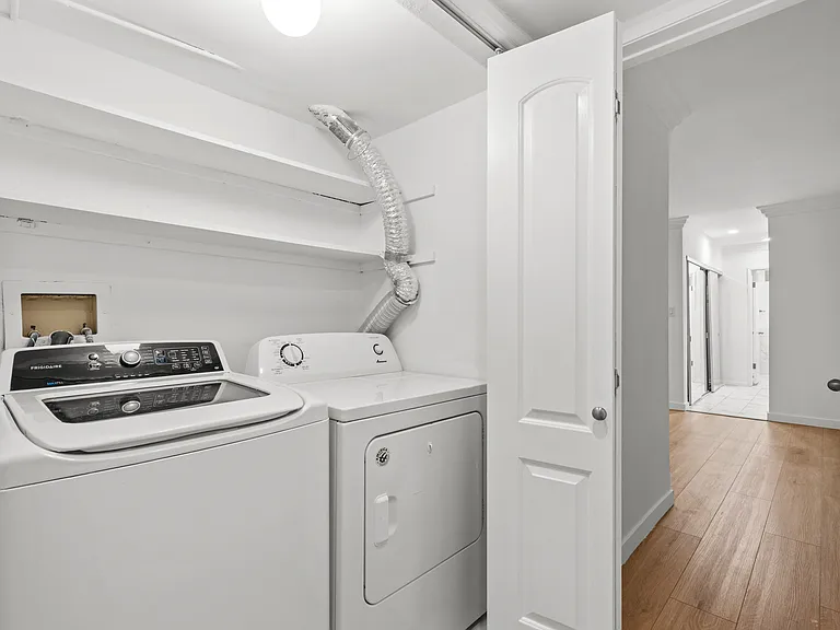 4217 Whitsett Ave #1 — Photo 10
