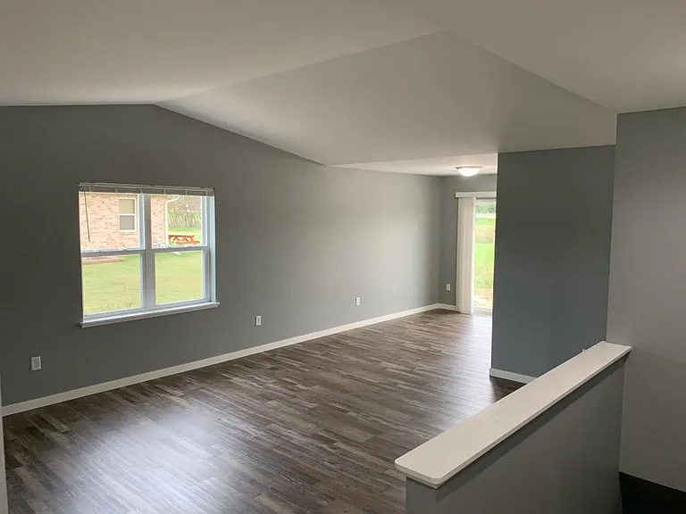 9213 Andrea St — Photo 5
