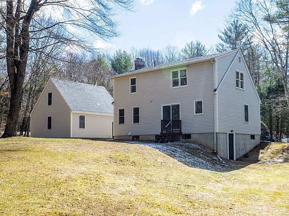 3rd image of 3 Charnock Cir