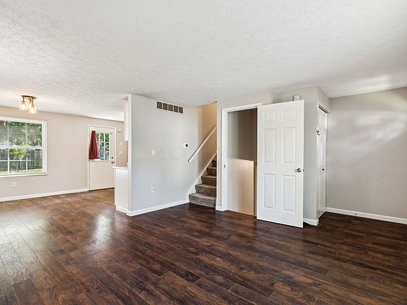5th image of 6800 Centennial Dr