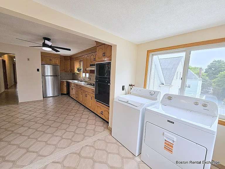 238 School St #3 — Photo 10
