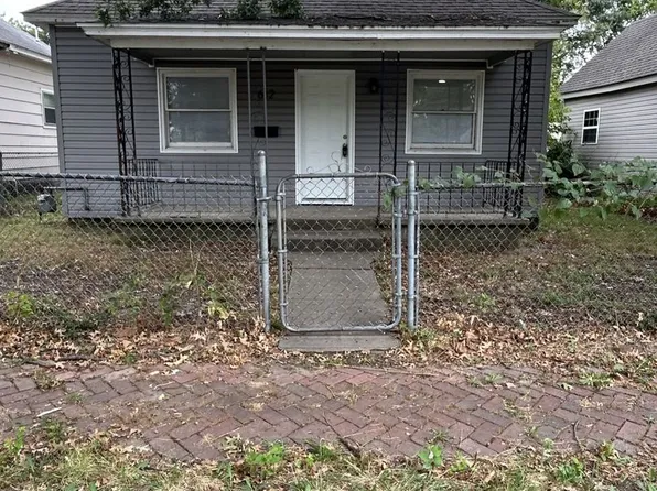612 E 10th St, Pittsburg, KS 66762