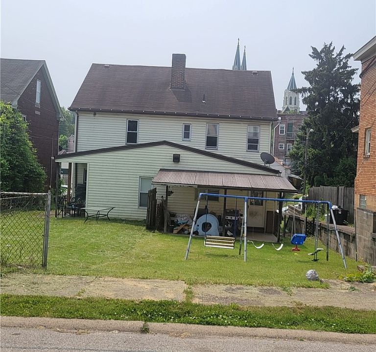 2nd image of 1004-1006 Lake St