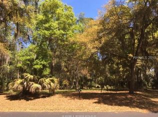 32 Hampton Ln, Bluffton, SC 29910