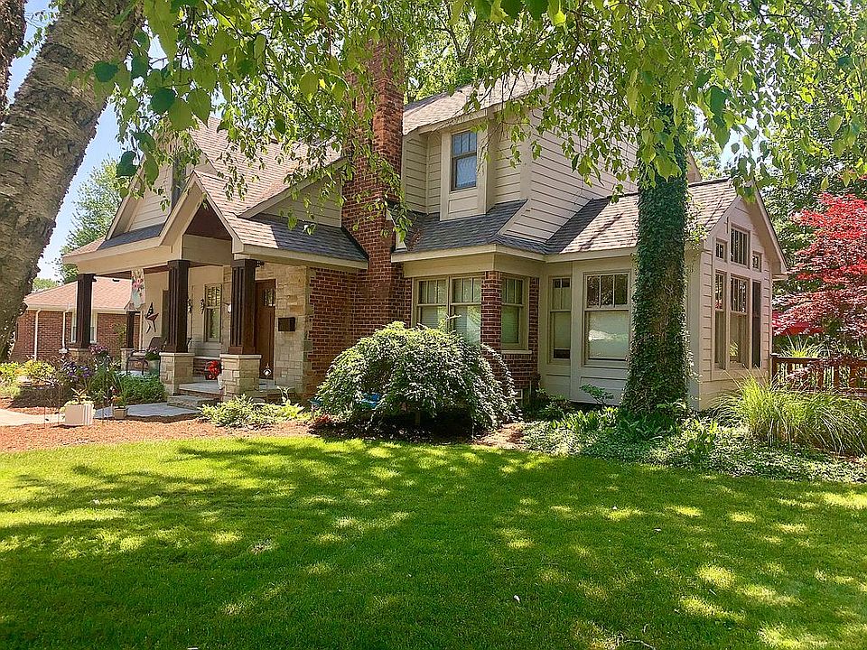 Open House Sunday 1-4pm
