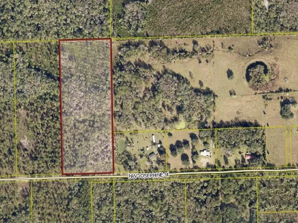 10 NW Josephine St, Lake City, FL 32055