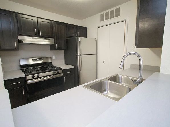 2020 Arbor Cir E #5-207