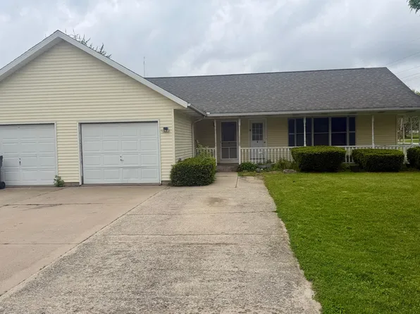 801 Antler Dr APT A, Middlebury, IN 46540