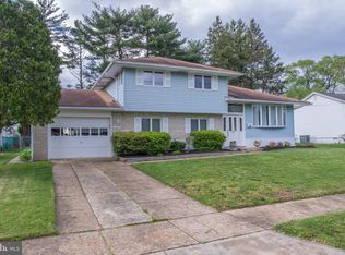 709 Trudy Ln, Glendora, NJ 08029