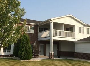 927 Lannon Ter, Racine, WI 53406