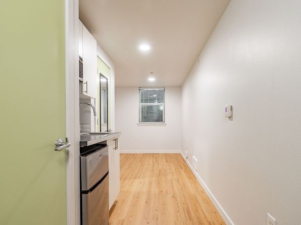 220 10th Ave APT 11