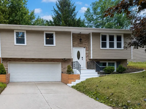 457 Glenridge Rd, Erie, PA 16509