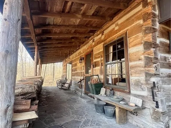 5934 W Woodspirit Way, Dupont, IN 47231