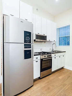 Rented by Nooklyn NYC LLC | media 44