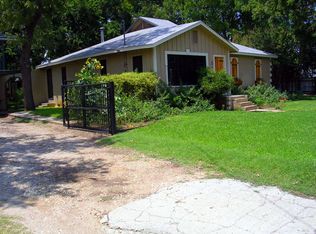 117 N Roe St, Fort Worth, TX 76108