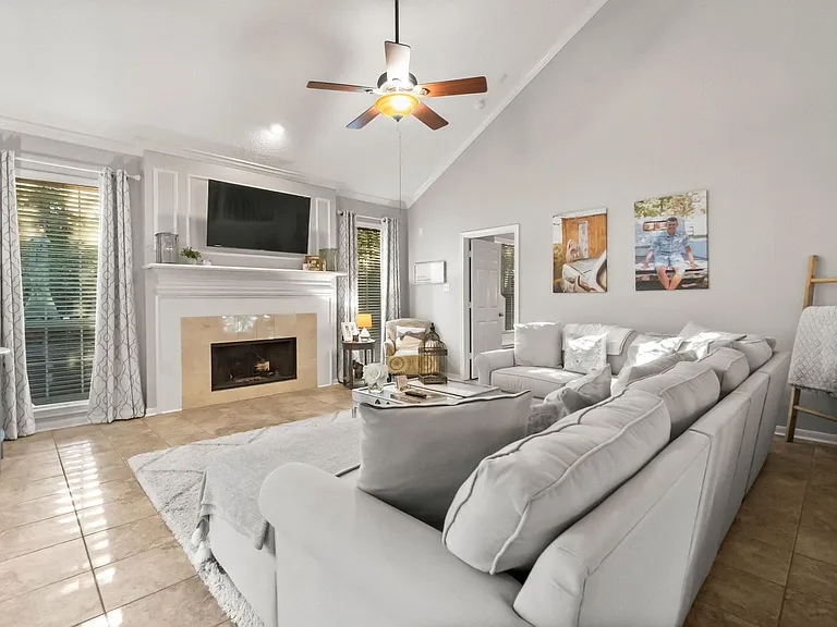 186 W Amberglow Cir — Photo 13