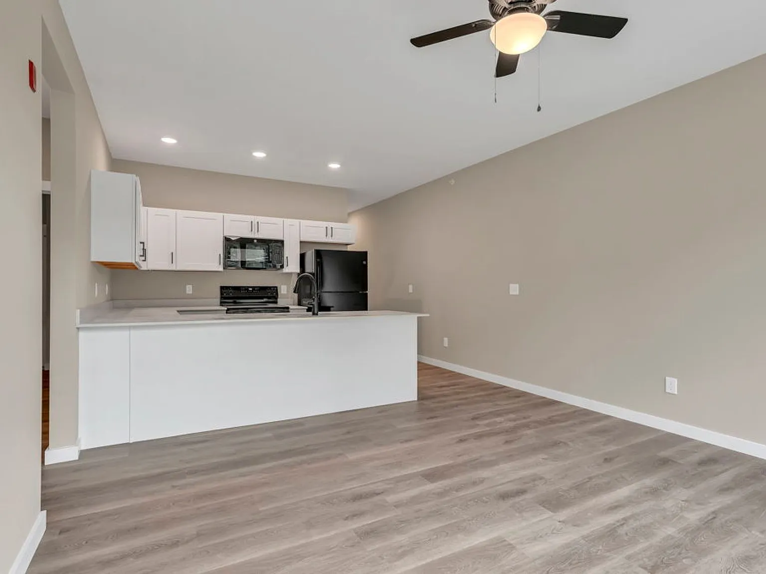 Willa Mountain Apartments — Photo 3