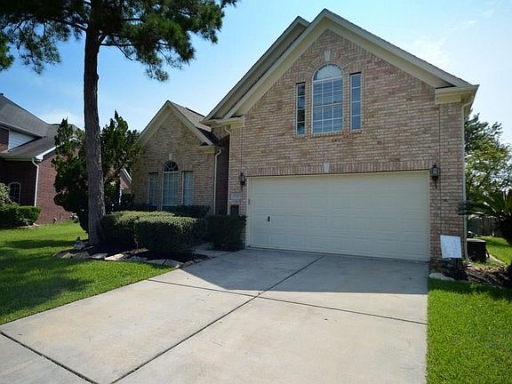 3rd image of 20203 Carolina Oaks Ct