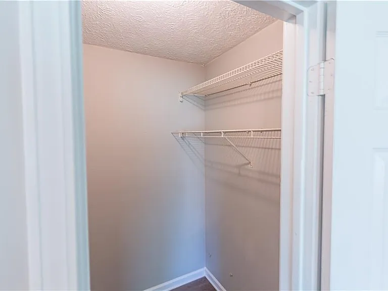 409 Arnold Rd — Photo 17