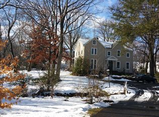 265 Tenafly Rd, Tenafly, NJ 07670