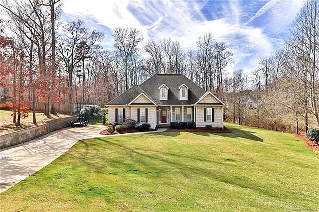 1st image of 2016 E Providence Dr