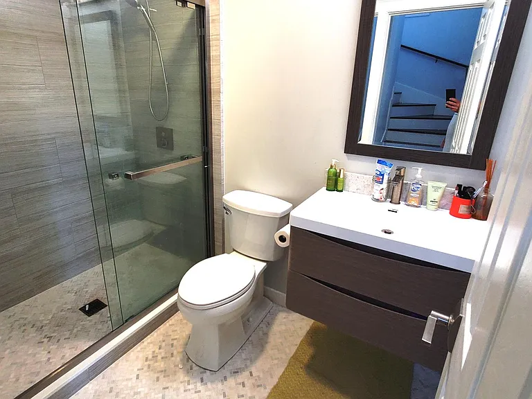 21 Hawkins Ln — Photo 8