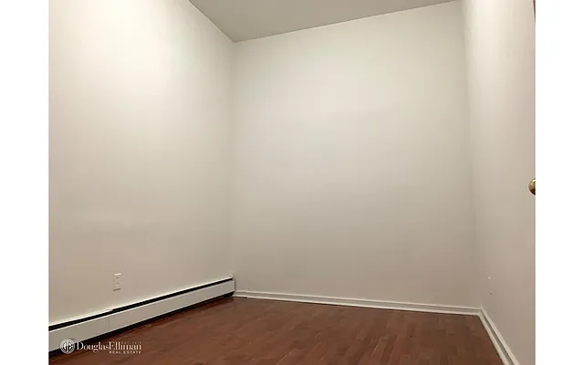 Rented by Douglas Elliman | media 38