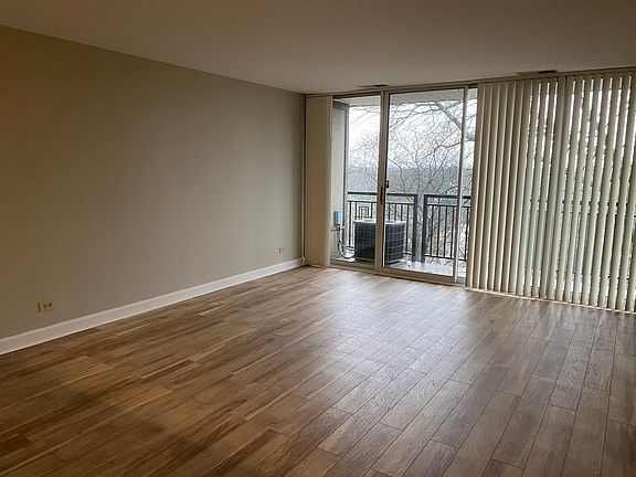 2nd image of 1811 Four Lakes Ave APT 4K