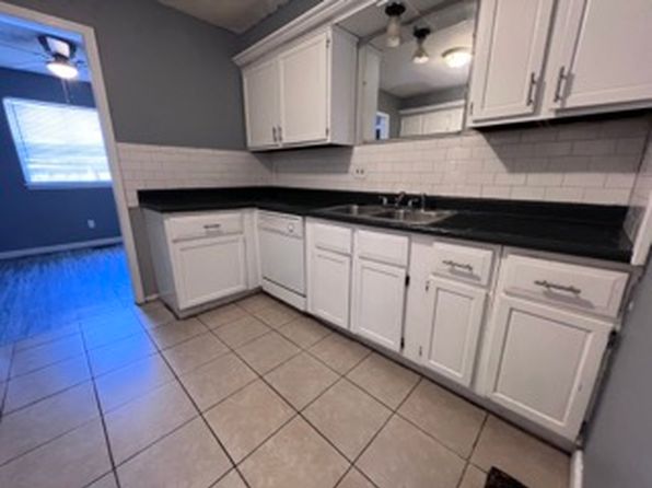 8522 Candlewood Dr #1