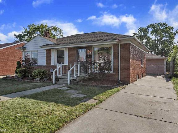4th image of 28834 Bohn St